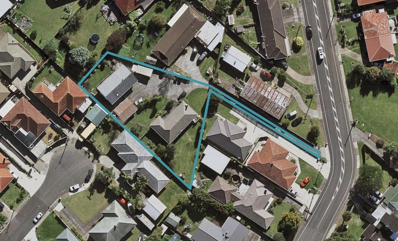2/50 Motatau Road, Papatoetoe, Auckland - Carousel 1