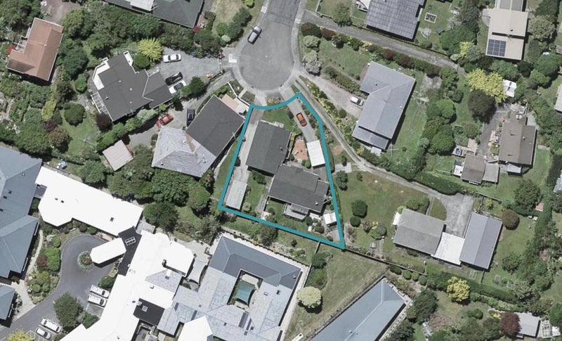 15 Te Maku Grove, Waikanae, Waikanae - Carousel 1