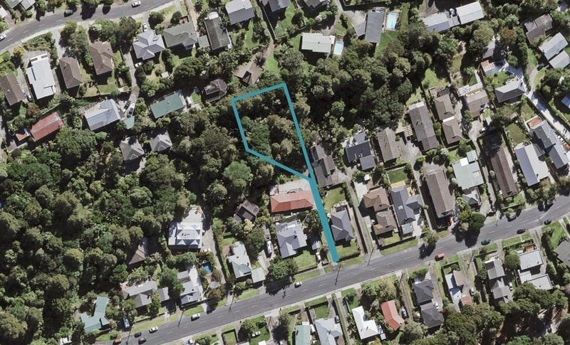 16B Moore Street, Hillcrest, Auckland - Carousel 1