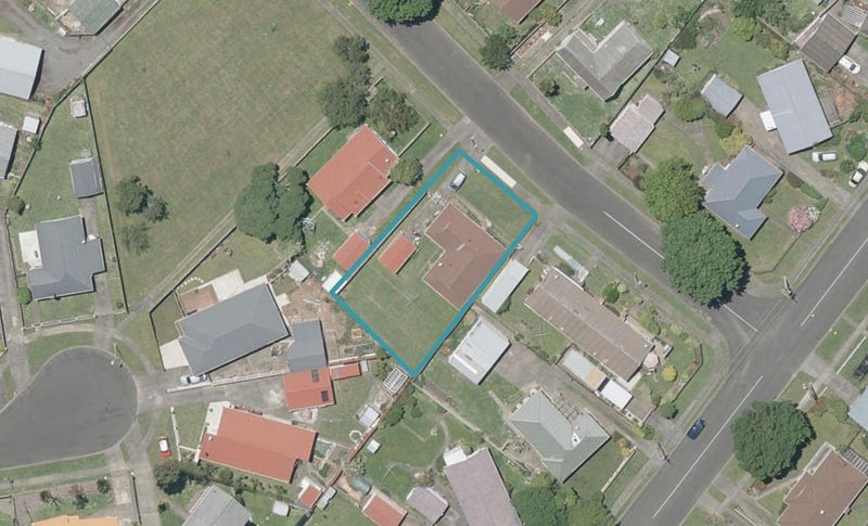 3 Massey Street, Aramoho, Whanganui - Carousel 1