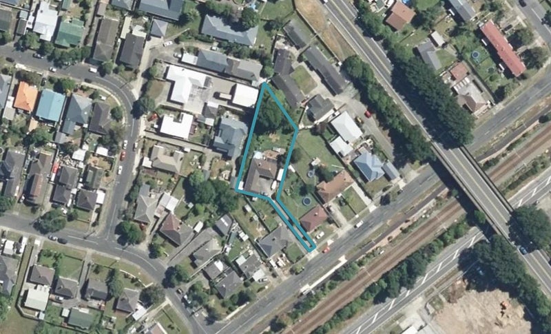 174 Oxford Terrace, Epuni, Lower Hutt - Carousel 1
