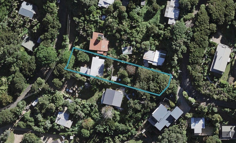 12 Glen Brook Road, Omiha, Waiheke Island - Carousel 1