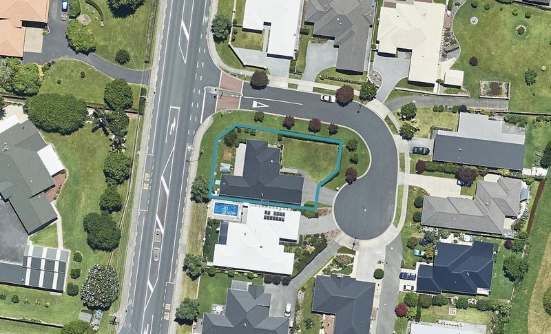 2 Horsley Grove, Pyes Pa, Tauranga - Carousel 1