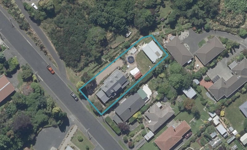 12 Centennial Avenue, Helensburgh, Dunedin - Carousel 1