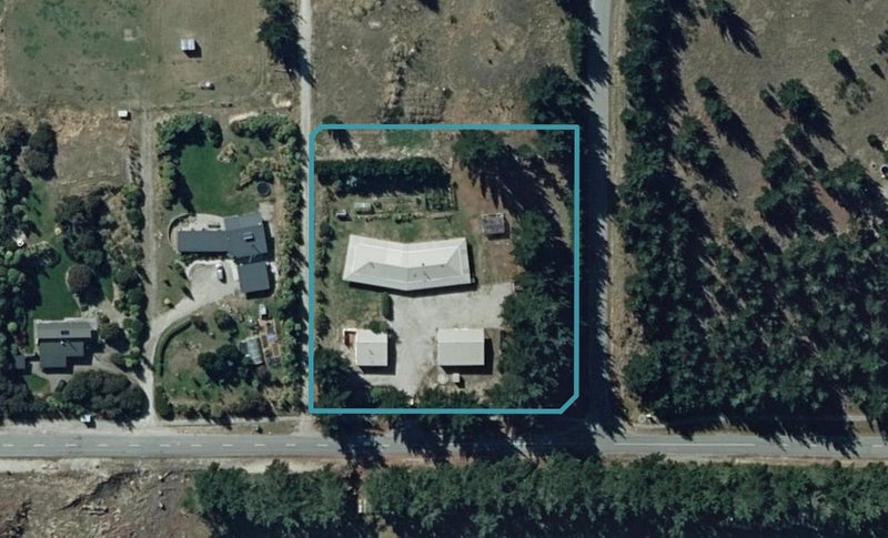 181 Cemetery Road, Wanaka - Carousel 1