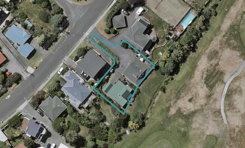 28A Golf Road, Paraparaumu Beach, Paraparaumu - Carousel 1