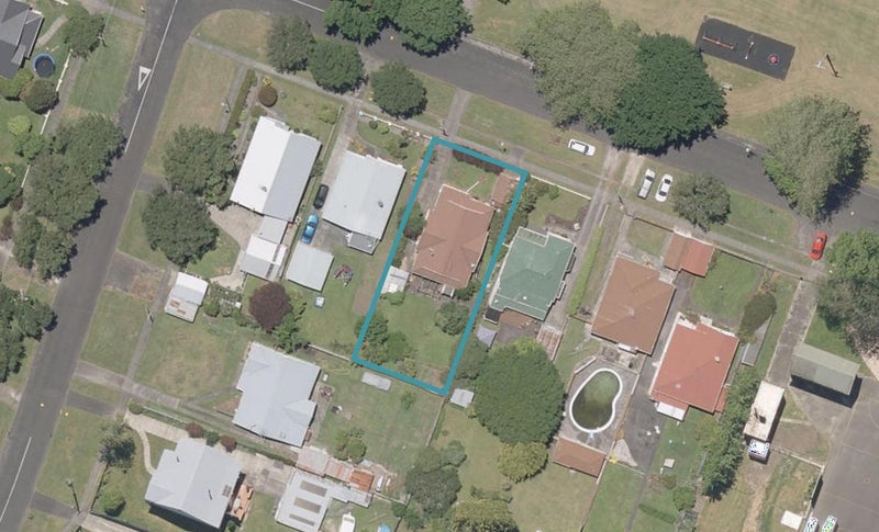 28 Patapu Street, Whanganui East, Whanganui - Carousel 1