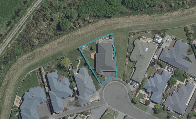 23 Langley Place, Belfast, Christchurch - Carousel 1