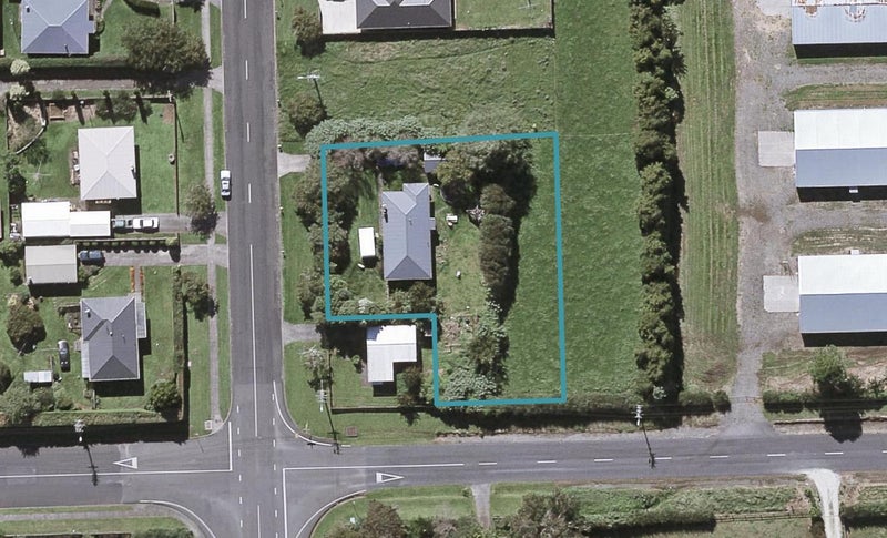 517 Richmond Road, Lepperton, New Plymouth - Carousel 1