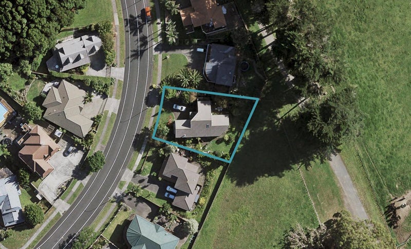 109 Eugenia Rise, Goodwood Heights, Auckland - Carousel 1