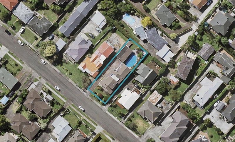 19 Corunna Road, Milford, Auckland - Carousel 1