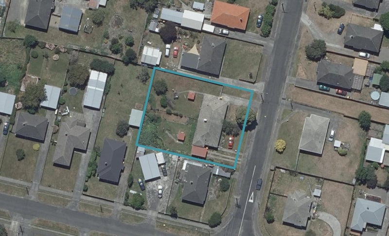 42 Collins Crescent, Feilding, Feilding - Carousel 1