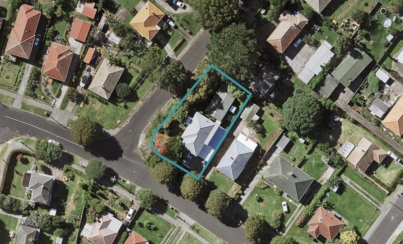 17 Stewart Avenue, Panmure, Auckland - Carousel 1
