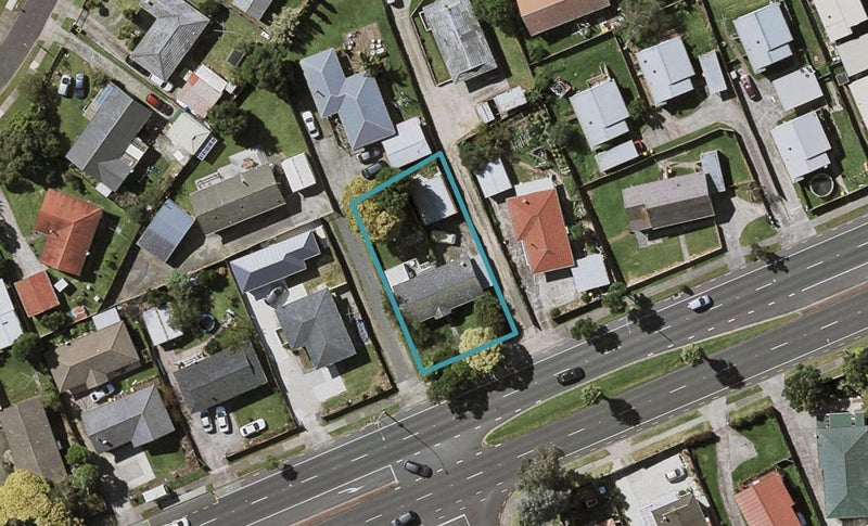56 Te Irirangi Drive, Clover Park, Auckland - Carousel 1