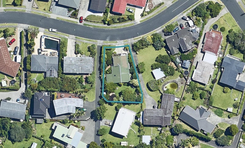 16 Eaton Crescent, Matua, Tauranga - Carousel 1