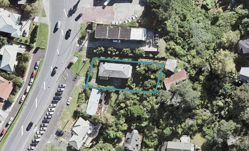 2/829 East Coast Road, Northcross, Auckland - Carousel 1