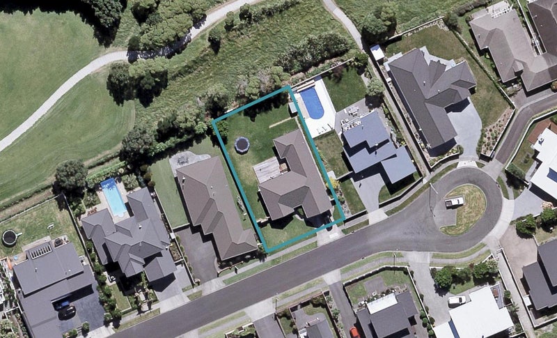 15 Parkvue Drive, Bell Block, New Plymouth - Carousel 1