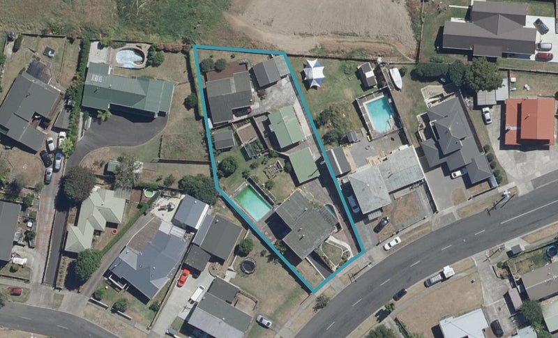 5B Cowley Drive, Temple View, Hamilton - Carousel 1