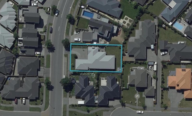 42 McMahon Drive, Aidanfield, Christchurch - Carousel 1