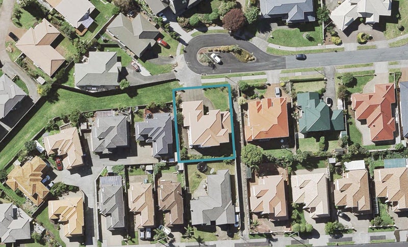 20 Sandalwood Place, Somerville, Manukau - Carousel 1