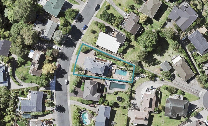 39 Cheriton Road, Mellons Bay, Auckland - Carousel 1