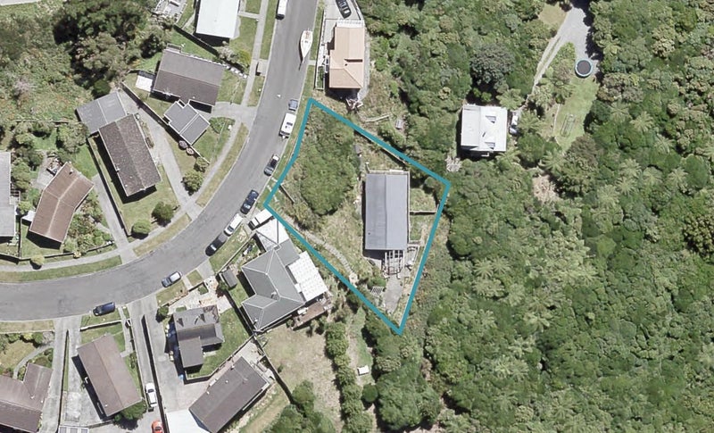 4 Jasmine Grove, Maungaraki, Lower Hutt - Carousel 1