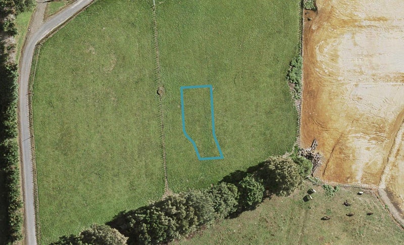 12 Rarangi Mai Lane, Karaka, Papakura - Carousel 1