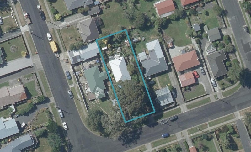 42 Viscount Road, Waldronville, Dunedin - Carousel 1