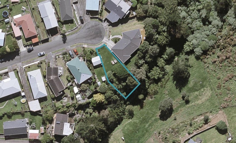 10A Eton Place, Spotswood, New Plymouth - Carousel 1