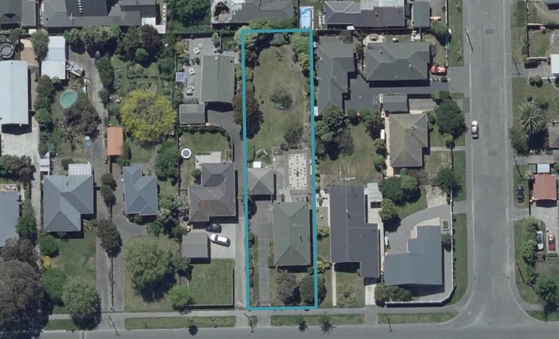 176 Beach Road, North New Brighton, Christchurch - Carousel 1