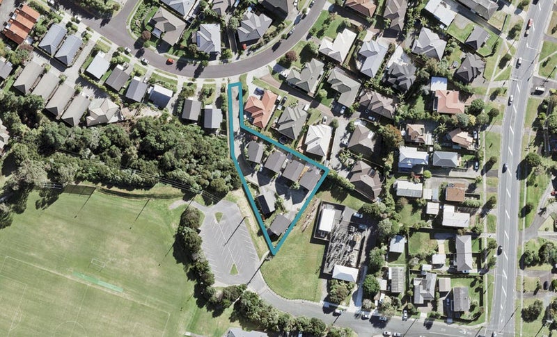 19E Nimstedt Avenue, Oteha, Auckland - Carousel 1