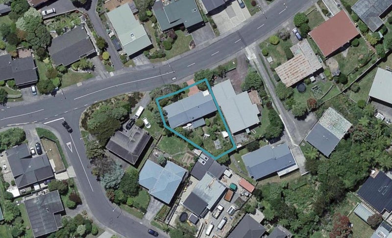 43 Truscott Avenue, Johnsonville, Wellington - Carousel 1