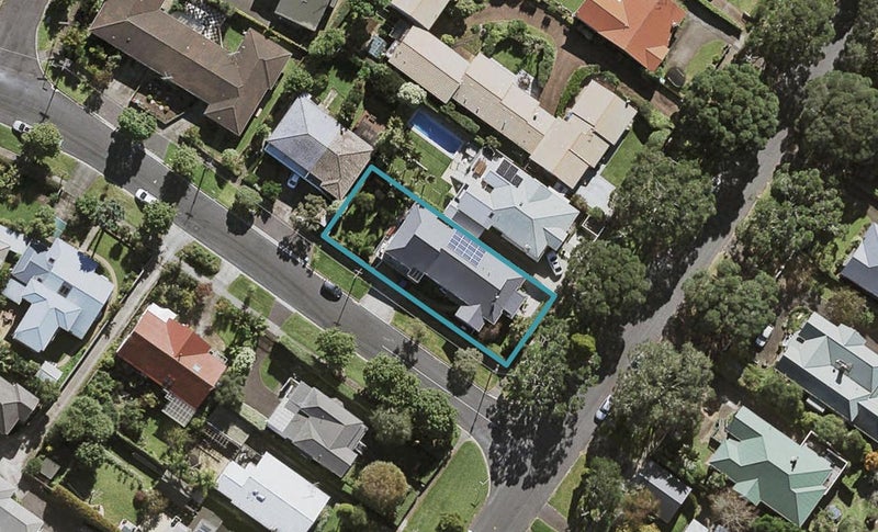 19 Aratonga Avenue, Greenlane, Auckland - Carousel 1