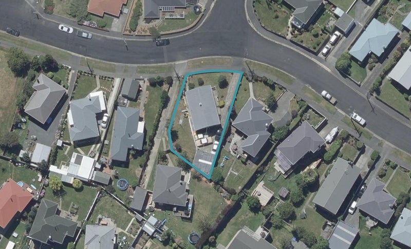 46 Gilkison Street, Halfway Bush, Dunedin - Carousel 1