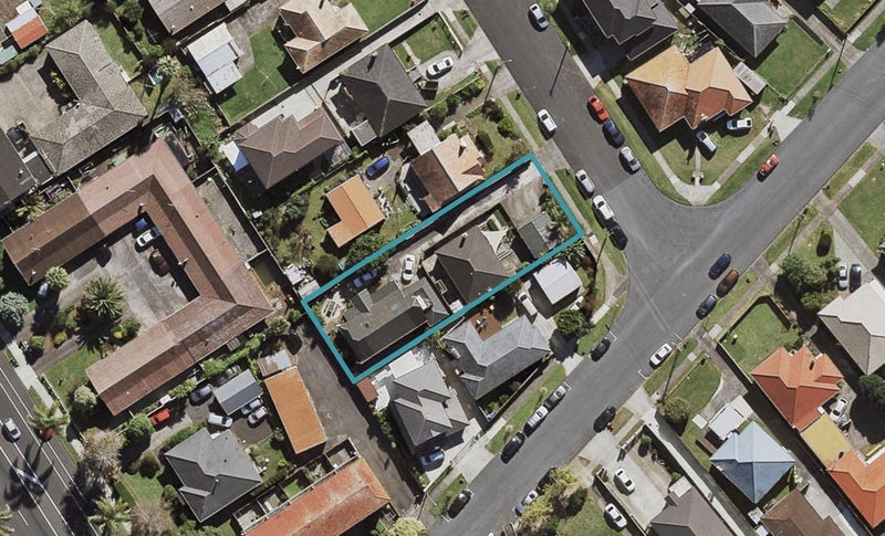 2/37 Seymour Avenue, Papatoetoe, Auckland - Carousel 1