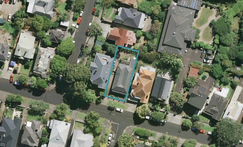38 Carlton Gore Road, Grafton, Auckland - Carousel 1