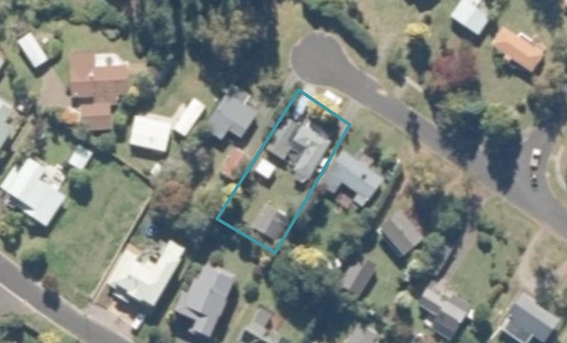 22 Ogilvie Road, Kinloch, Taupō - Carousel 1