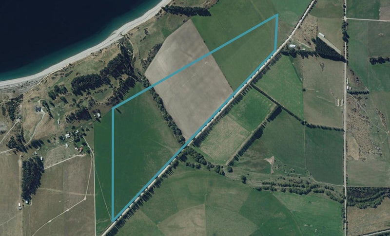 395 Gladstone Road, John Creek, Lake Hāwea - Carousel 1