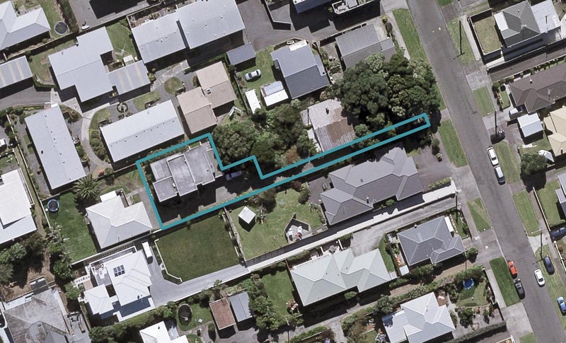 16A Sackville Street, Fitzroy, New Plymouth - Carousel 1