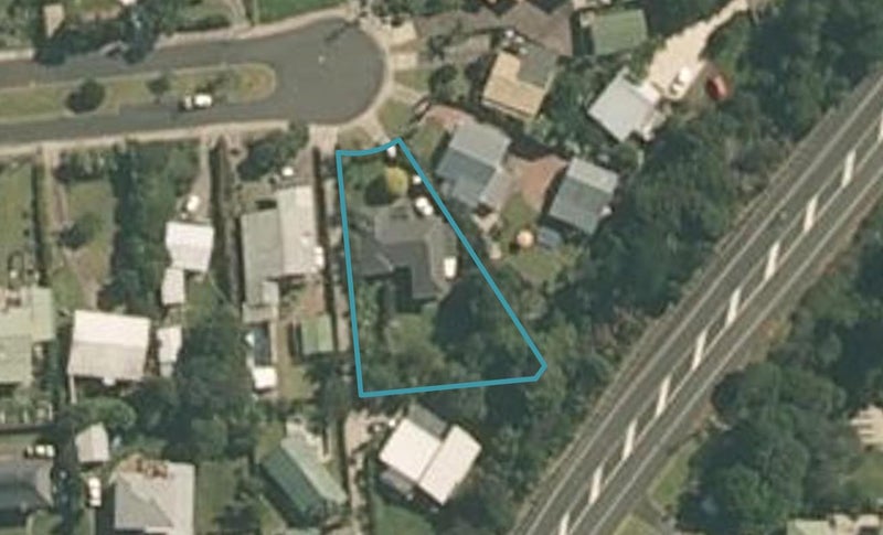 43 Hammond Avenue, Hatfields Beach, Orewa - Carousel 1