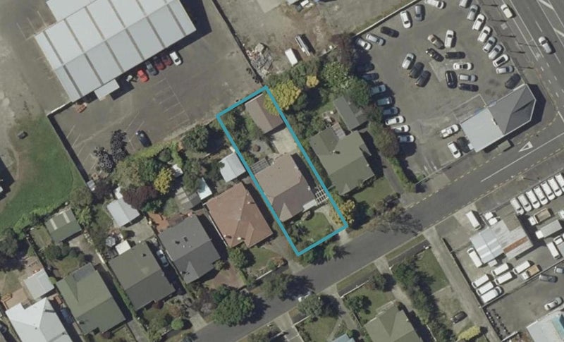 12 Miro Street, Takaro, Palmerston North - Carousel 1