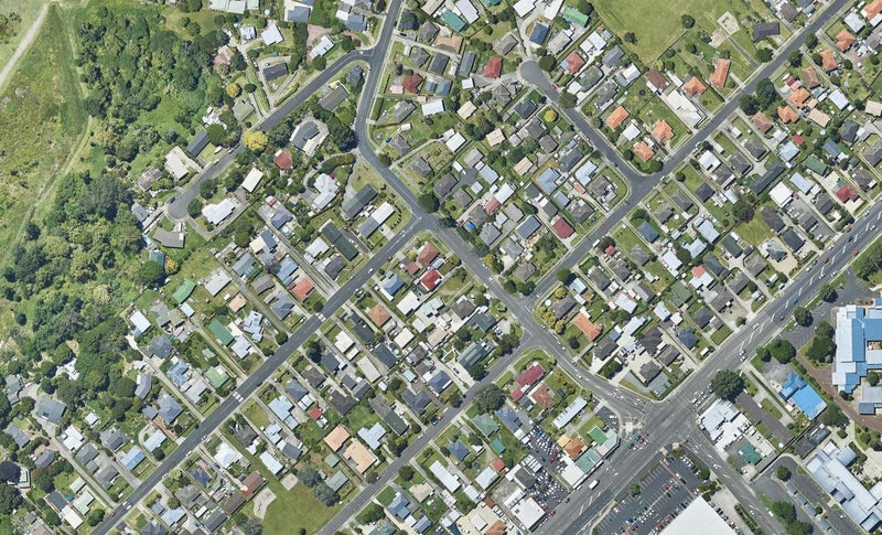 32 Twentythird Avenue, Gate Pa, Tauranga - Carousel 1