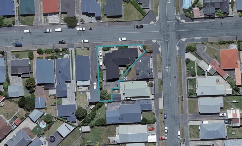 14 Strathavon Road, Miramar, Wellington - Carousel 1