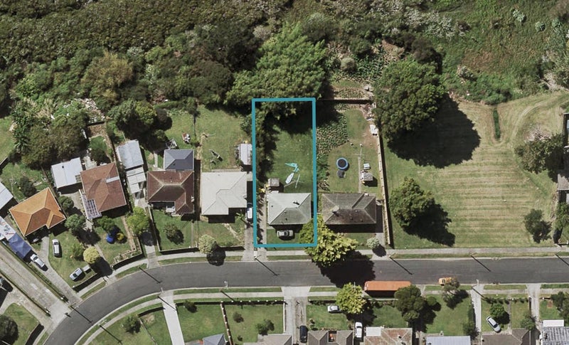 31 Antrim Crescent, Otara, Auckland - Carousel 1