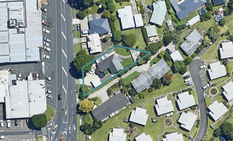 125 Otumoetai Road, Brookfield, Tauranga - Carousel 1