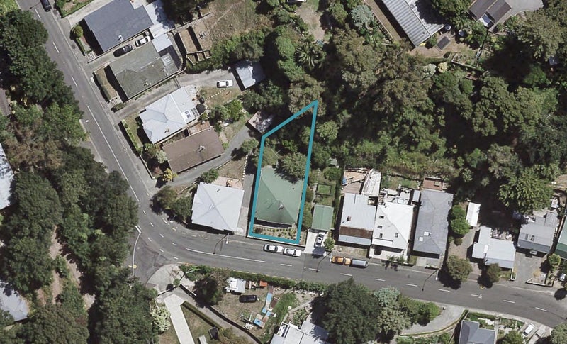 99 Milton Road, Bluff Hill, Napier - Carousel 1