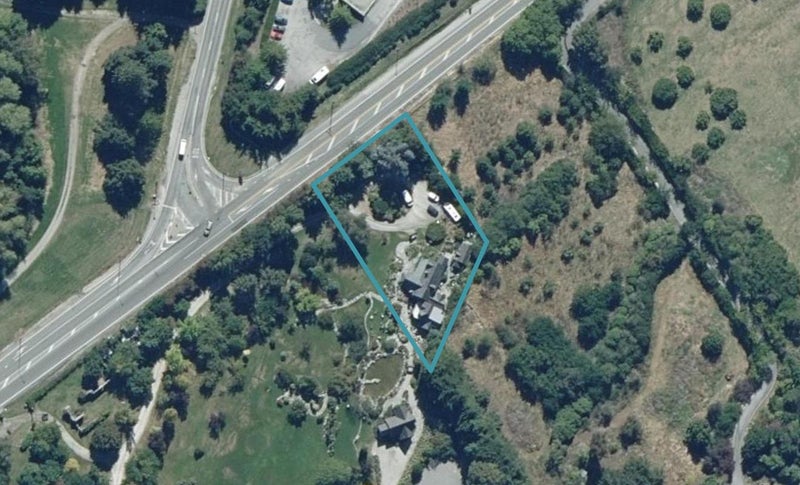 758 Lake Hayes-Arrow Junction Highway, Lake Hayes, Queenstown - Carousel 1
