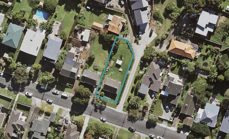 28 Belle Vue Avenue, Northcote Point, Auckland - Carousel 1
