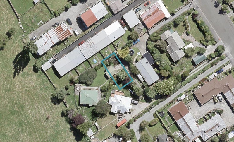 10 Oliver Place, Trentham, Upper Hutt - Carousel 1