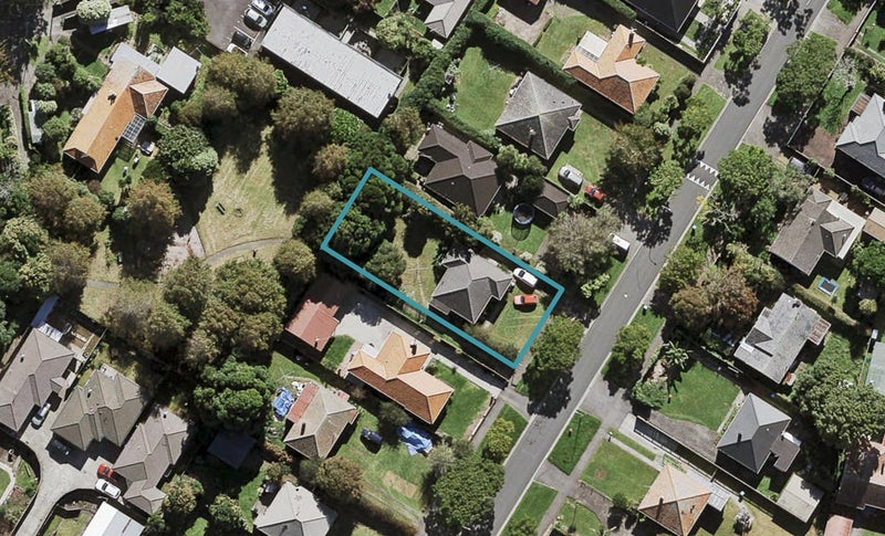 21 Kiwitea Street, Sandringham, Auckland - Carousel 1